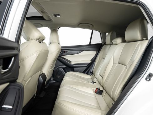 Used 2018 Subaru Impreza 2.0i Limited image 19