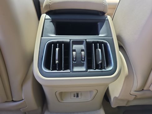 Used 2023 Maserati Grecale GT AWD/4WD image 18