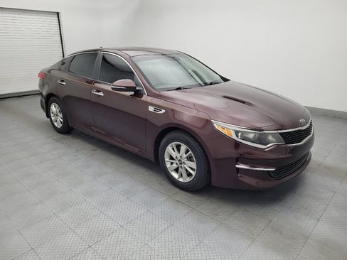 Used 2018 Kia Optima LX FWD image 11