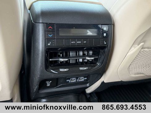 Used 2021 Jeep Grand Cherokee L Limited w/ Trailer Tow Group (B) image 32