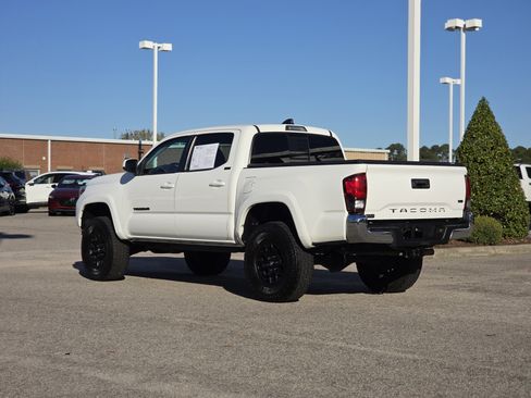 Used 2021 Toyota Tacoma SR5 image 5