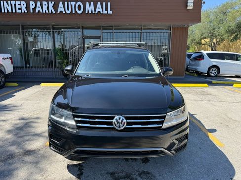 Used 2021 Volkswagen Tiguan SE FWD image 2
