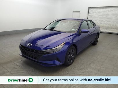 Used 2023 Hyundai Elantra SEL w/ Cargo Package