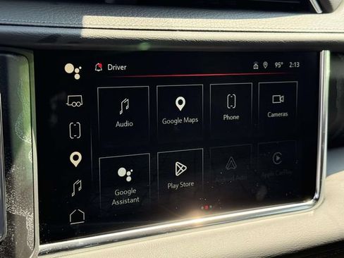 Used 2024 GMC Yukon Denali AWD/4WD image 15