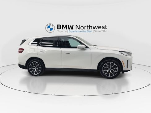 New 2026 BMW X3 xDrive30i w/ Premium Package AWD/4WD image 5