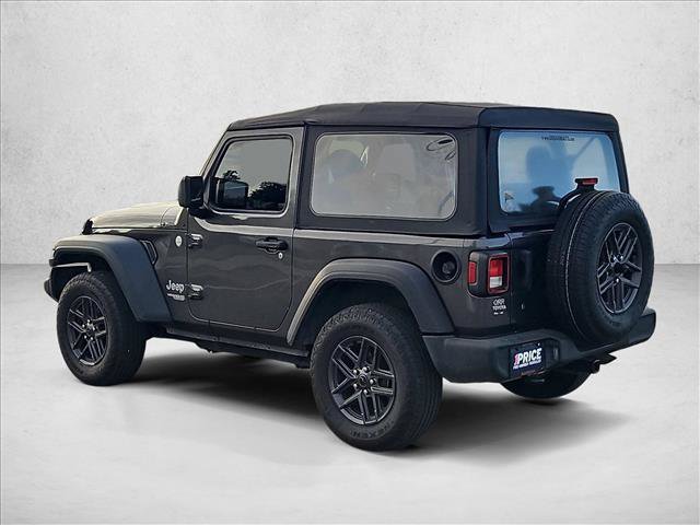 Used 2018 Jeep Wrangler Sport AWD/4WD image 7