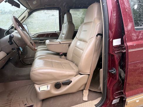 Used 2004 Ford F250 Lariat AWD/4WD image 11