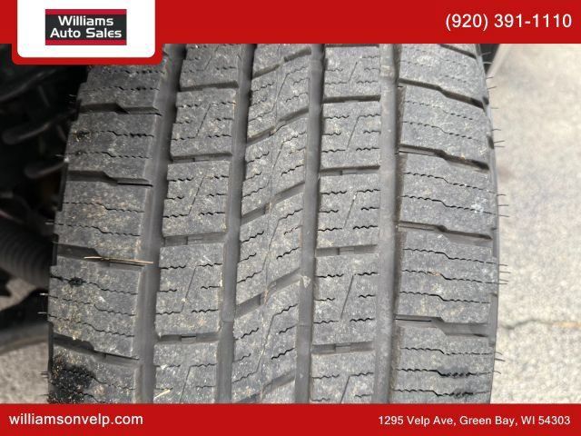 Used 2023 Ford Expedition Platinum AWD/4WD image 32