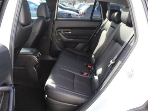 Certified 2025 MAZDA CX-50 AWD 2.5 Hybrid w/ Premium Pkg image 33