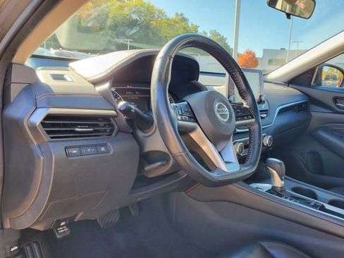 Used 2021 Nissan Altima 2.5 SR image 10