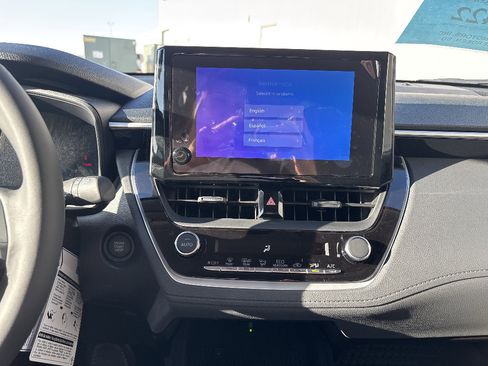 New 2026 Toyota Corolla Cross LE AWD/4WD image 9