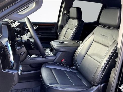 Used 2025 GMC Sierra 1500 Denali w/ Technology Package image 25