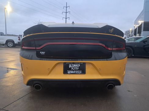 Used 2017 Dodge Charger R/T image 8