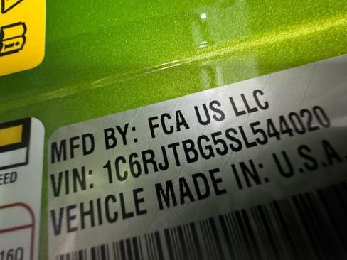 New 2025 Jeep Gladiator Rubicon w/ Safety Group image 25