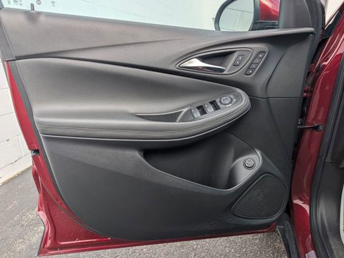 Certified 2023 Buick Encore GX Essence w/ Experience Buick Package image 7