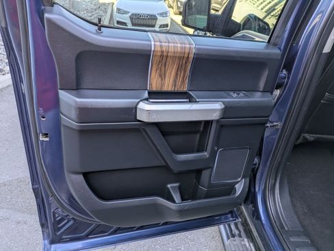 Used 2019 Ford F150 Lariat w/ Max Trailer Tow Package image 30