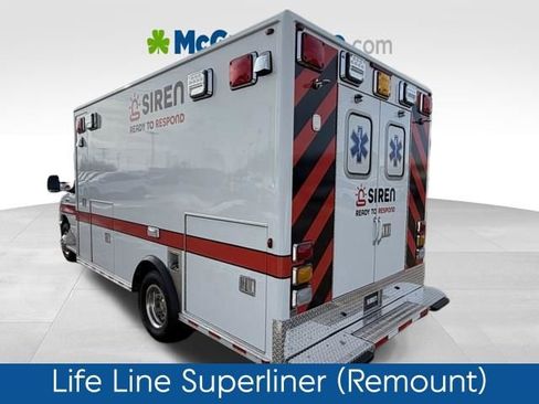 New 2026 Ford E-450 and Econoline 450 Super Duty w/ Ambulance Prep Package RWD image 4