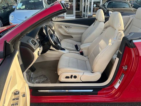 Used 2014 Volkswagen Eos Komfort FWD image 24