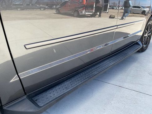 Used 2016 Dodge Grand Caravan SXT image 16