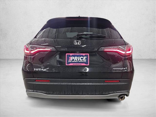 Used 2025 Honda HR-V Sport image 6