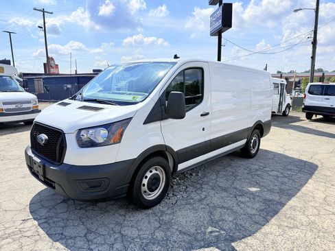 Used 2022 Ford Transit 150 Low Roof w/ Upfitter Package RWD image 5