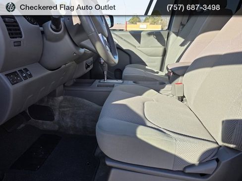 Used 2018 Nissan Frontier SV w/ Value Truck Package image 18