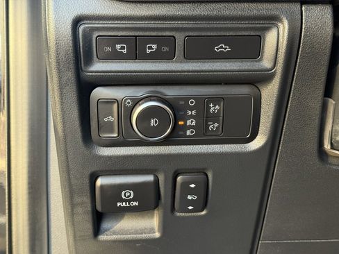 Used 2021 Ford F150 Lariat w/ Equipment Group 502A High image 17