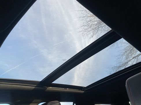 Used 2021 Ford Expedition Limited image 27