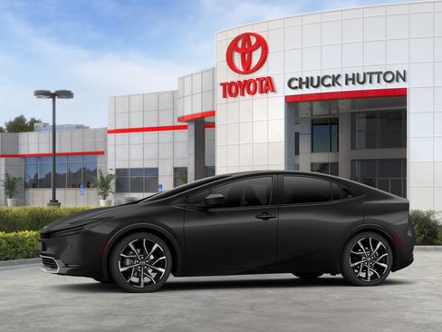 New 2026 Toyota Prius Plug-In Hybrid FWD image 33