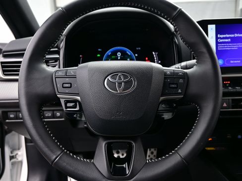 Used 2025 Toyota Camry SE w/ Multimedia Upgrade Package AWD/4WD image 24