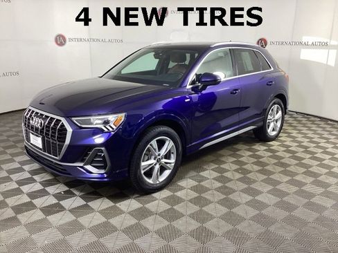 Certified 2022 Audi Q3 2.0T Premium Plus w/ Premium Plus Package image 1