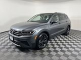 Used 2022 Volkswagen Tiguan SE image 3