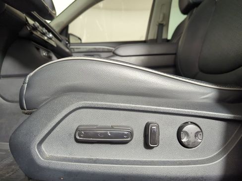 Certified 2024 Honda Pilot Elite image 26