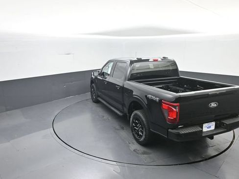 New 2026 Ford F150 XLT w/ XLT Black Appearance Package AWD/4WD image 24