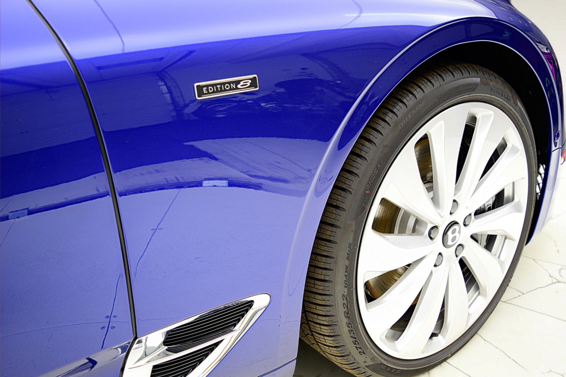 Used 2024 Bentley Continental GT AWD/4WD image 15