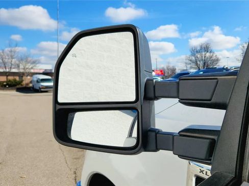 Used 2019 Ford F350 XL w/ Power Equipment Group RWD image 24