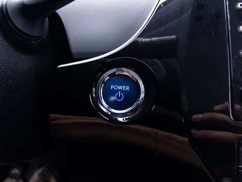 Used 2022 Toyota Prius LE FWD image 24