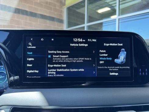 Used 2024 Hyundai Palisade Calligraphy image 24