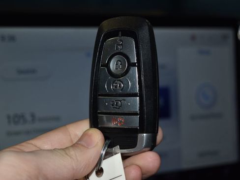 Used 2024 Ford Expedition Max Limited image 18