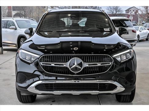 New 2026 Mercedes-Benz GLC 300 4MATIC image 2