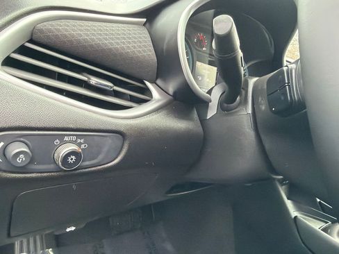 Used 2024 Chevrolet Malibu RS image 29