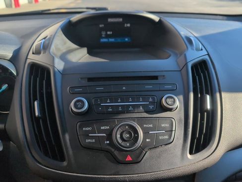 Used 2017 Ford Escape SE image 17