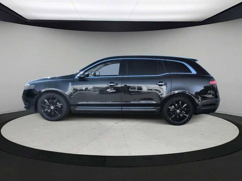 Used 2014 Lincoln MKT AWD w/ Equipment Group 201A image 5