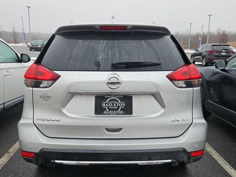 Used 2020 Nissan Rogue SV image 5