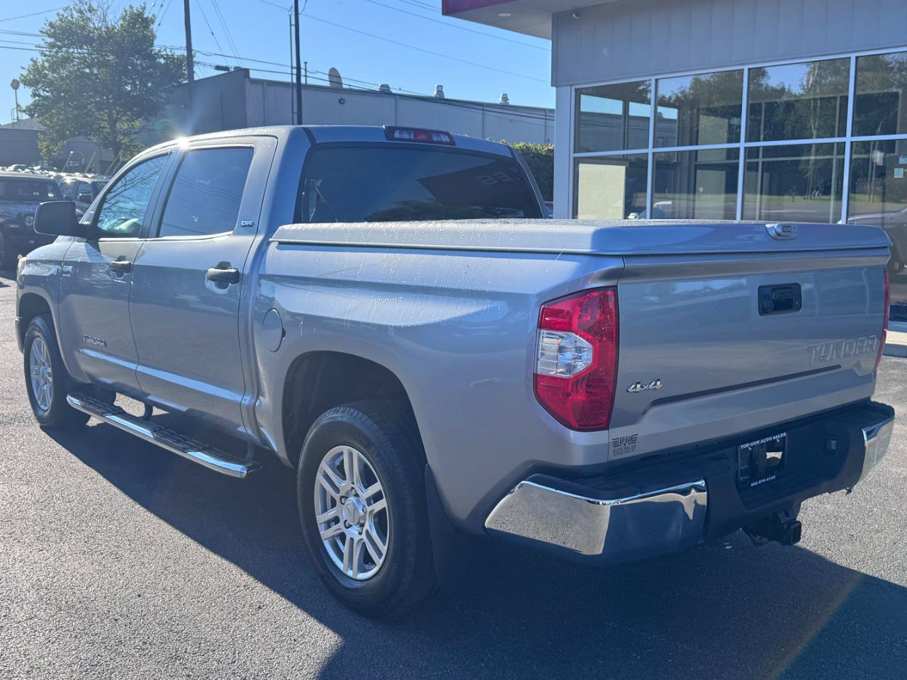 Used 2019 Toyota Tundra SR5 w/ SR5 Upgrade Package AWD/4WD image 5