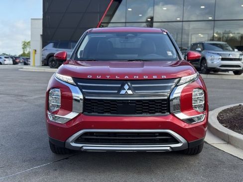 New 2025 Mitsubishi Outlander SE image 6