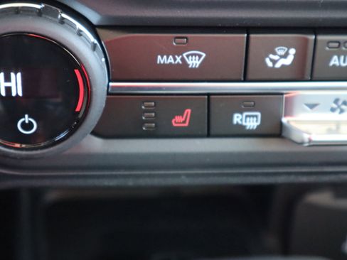 New 2025 Ford Bronco Heritage Edition image 21