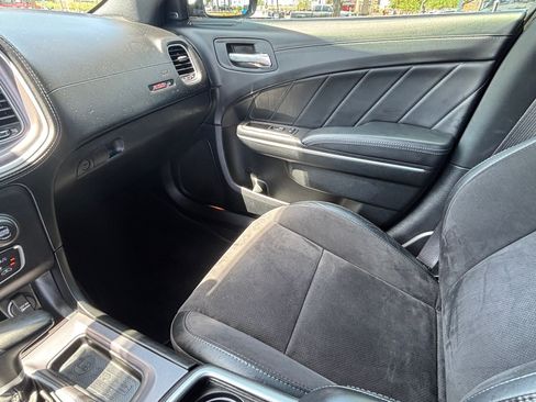Used 2022 Dodge Charger Scat Pack w/ Plus Group RWD image 19
