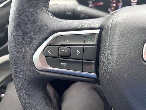 Used 2025 Jeep Compass Limited AWD/4WD image 50