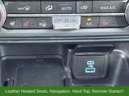 Used 2025 Ford Bronco Badlands AWD/4WD image 24